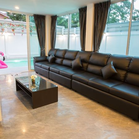 The Ville Modern Viewpoint Pool Villa Pattaya Buitenkant foto