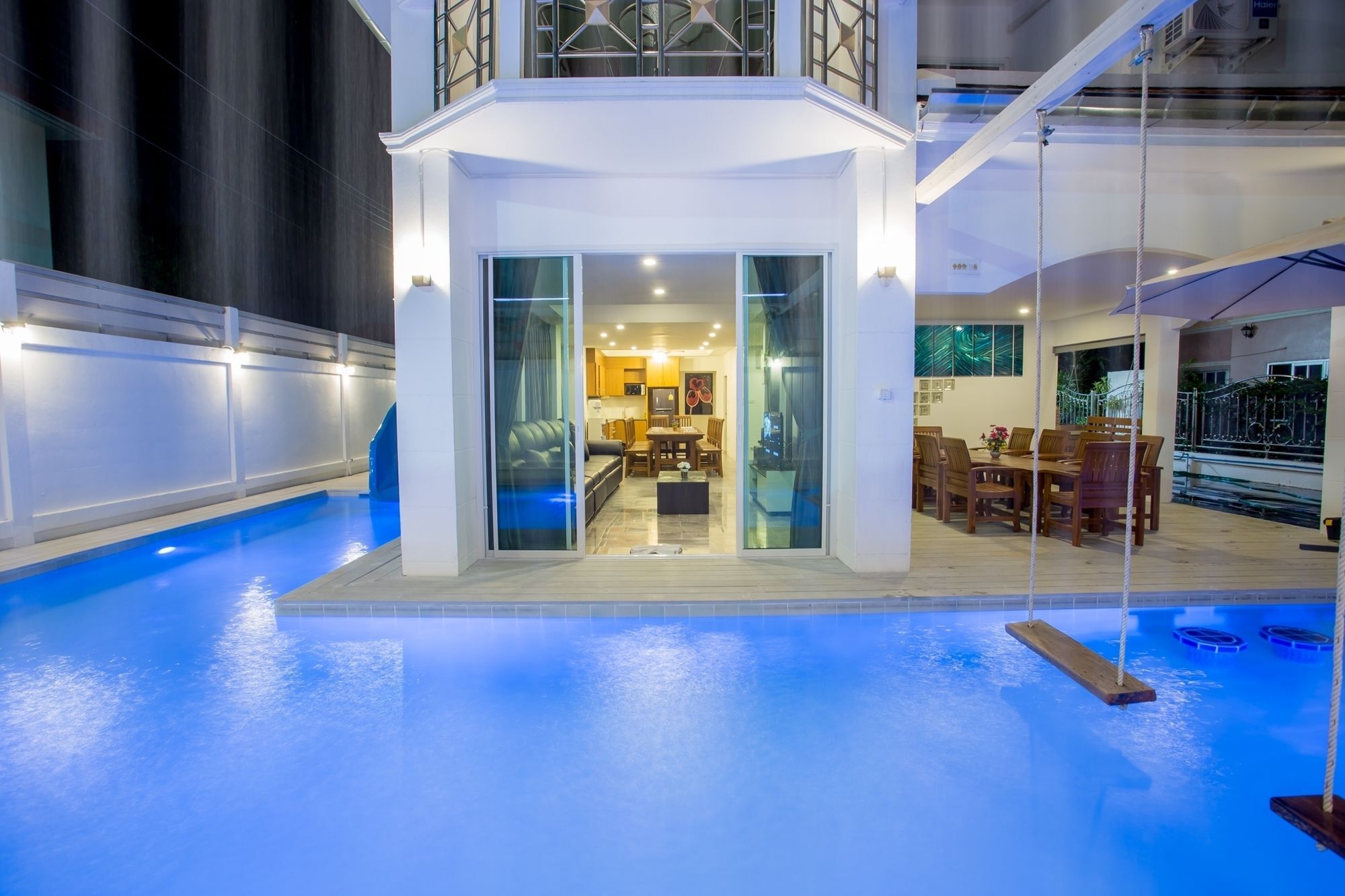 The Ville Modern Viewpoint Pool Villa Pattaya Buitenkant foto